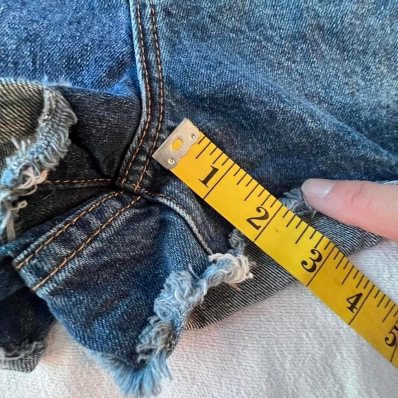 Rip curl blue denim booty shorts Size 26. - Picture 5 of 7